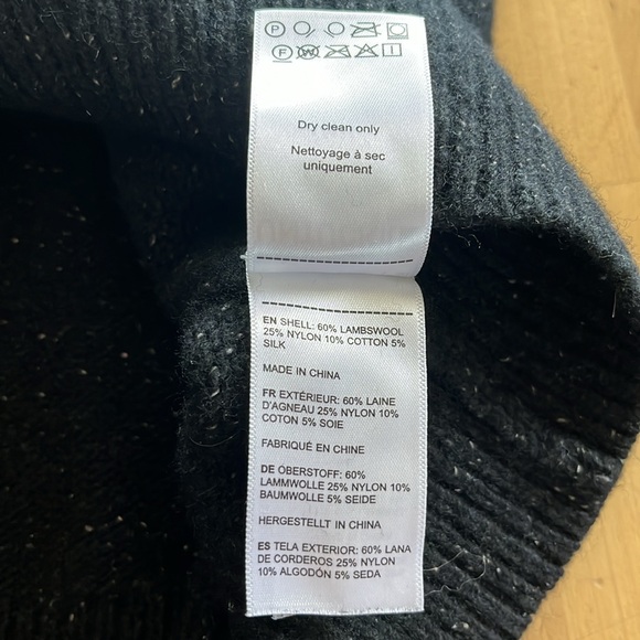 Untilckit Men’s Lambswool Sweater - Picture 4 of 8